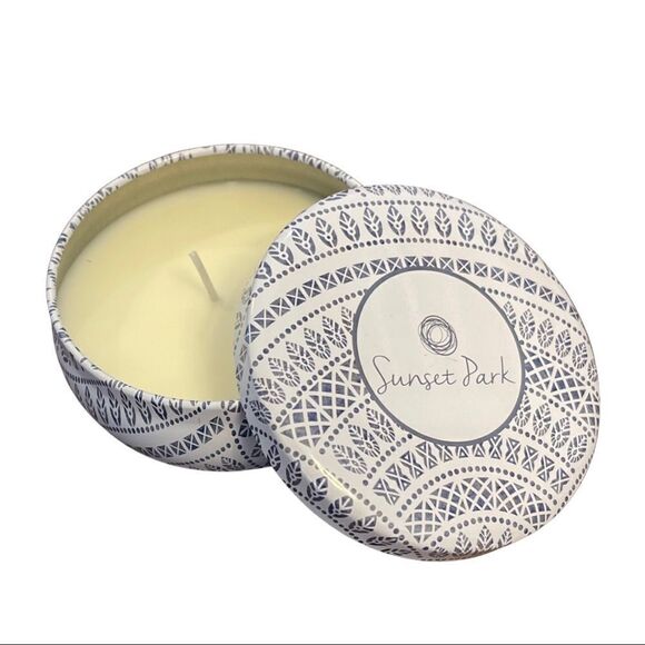 Sunset Park Metro Weave Lavender Candle in Decorative Tin New - Picture 2 of 4